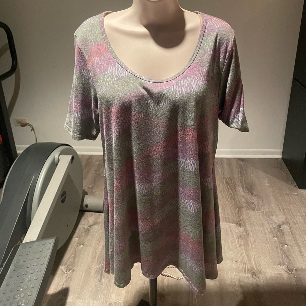 Multi colored tshirt